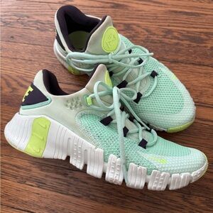 Nike Free Metcon 4 Mint Foam women’s Size 9 CT3886‑300